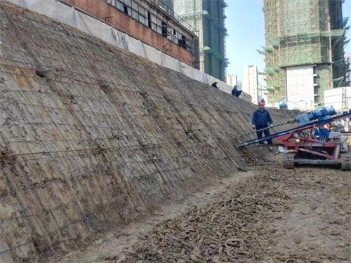 高台建筑边坡支护